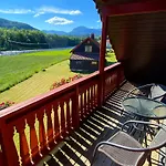 Mo Laksegard Lodge Sand (Rogaland)