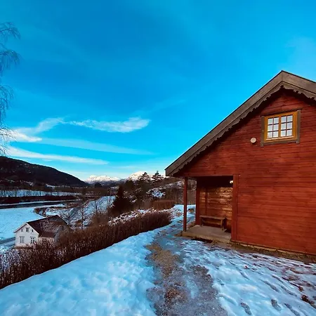 Lodge Mo Laksegard *