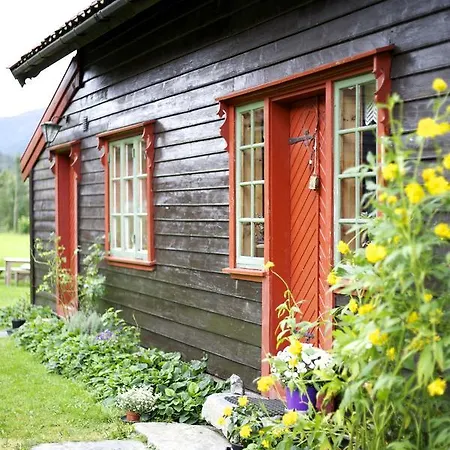 Mo Laksegard Lodge *