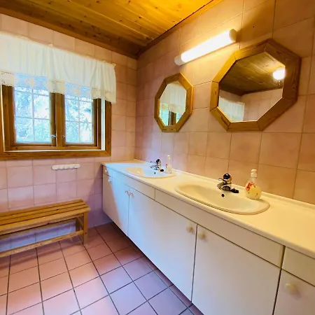 Lodge Mo Laksegard *