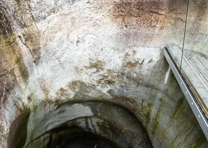 Mo Laksegard אכסניה *